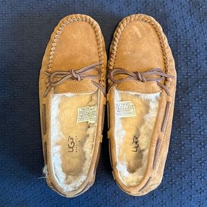 UGG Slippers size 7